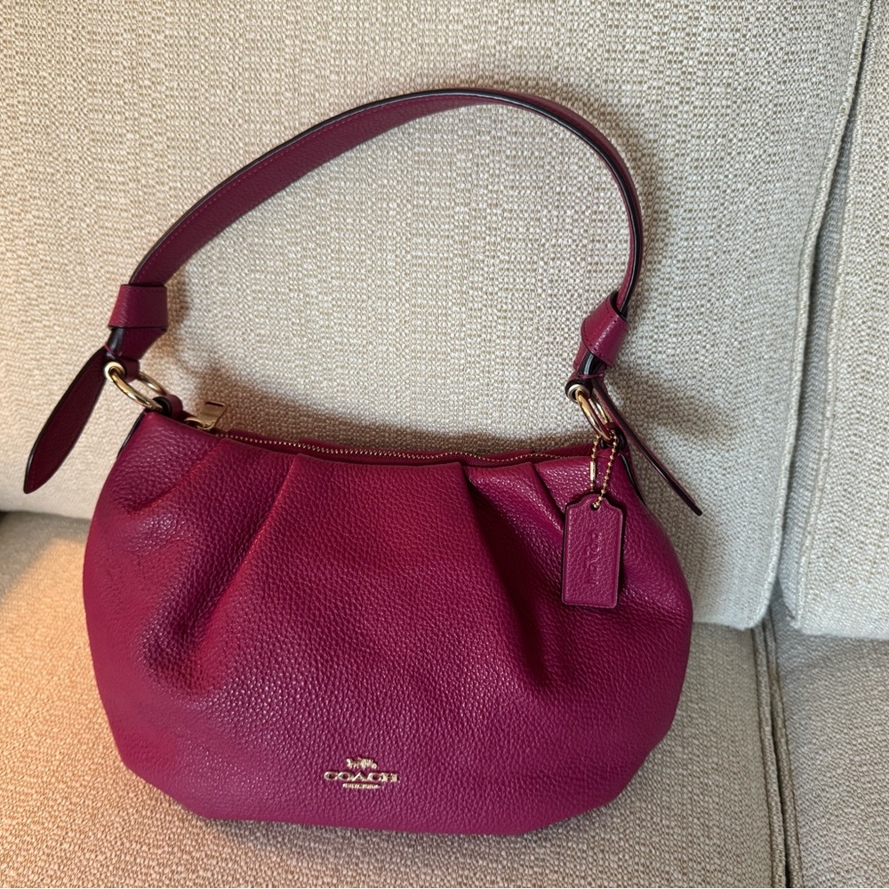 Coach Women's Magenta Leather Shoulder Bag
